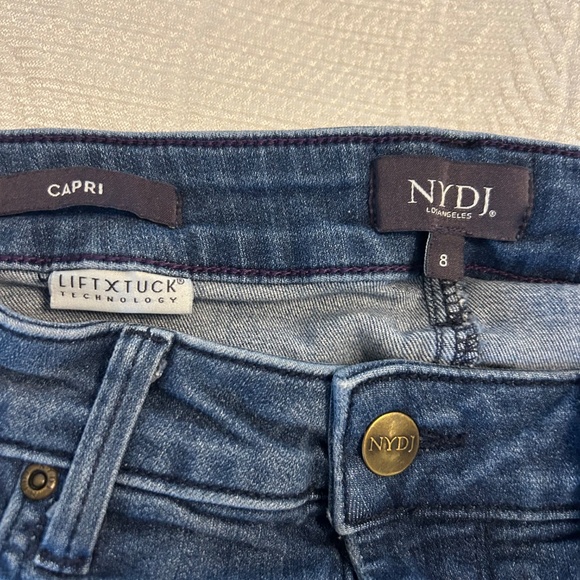 Women’s NYDJ Capri Jean Pants | Size‎ 8 - Picture 4 of 8